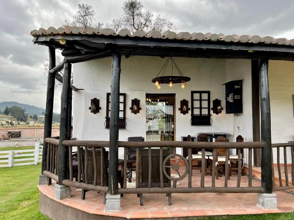 Hacienda Santa Ana Lodging Guamote Экстерьер фото
